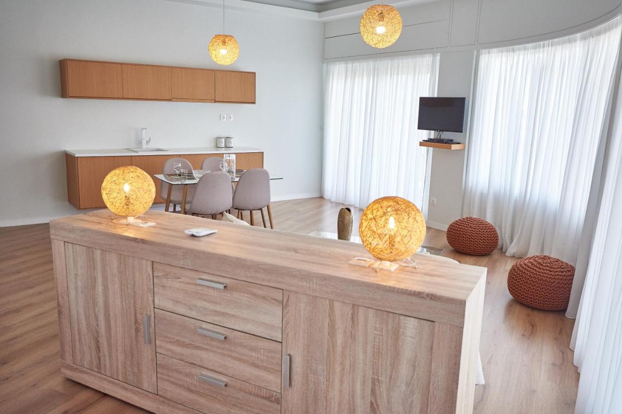 The El Greco Spirit Meets The Athenian Luxury Apt1 Экстерьер фото