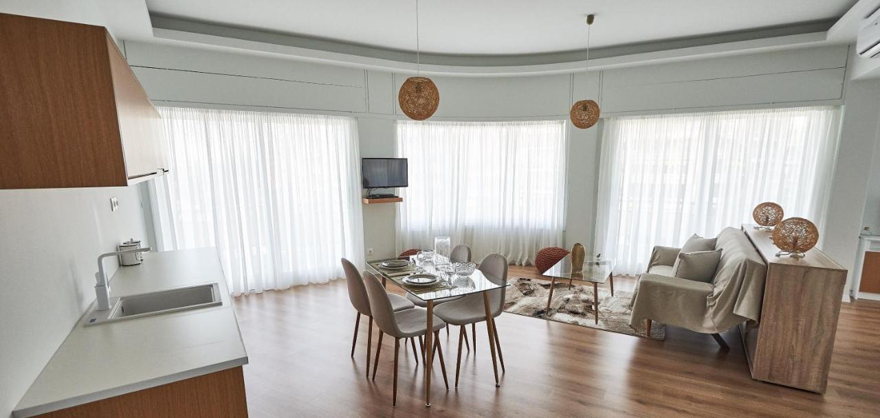 The El Greco Spirit Meets The Athenian Luxury Apt1 Экстерьер фото