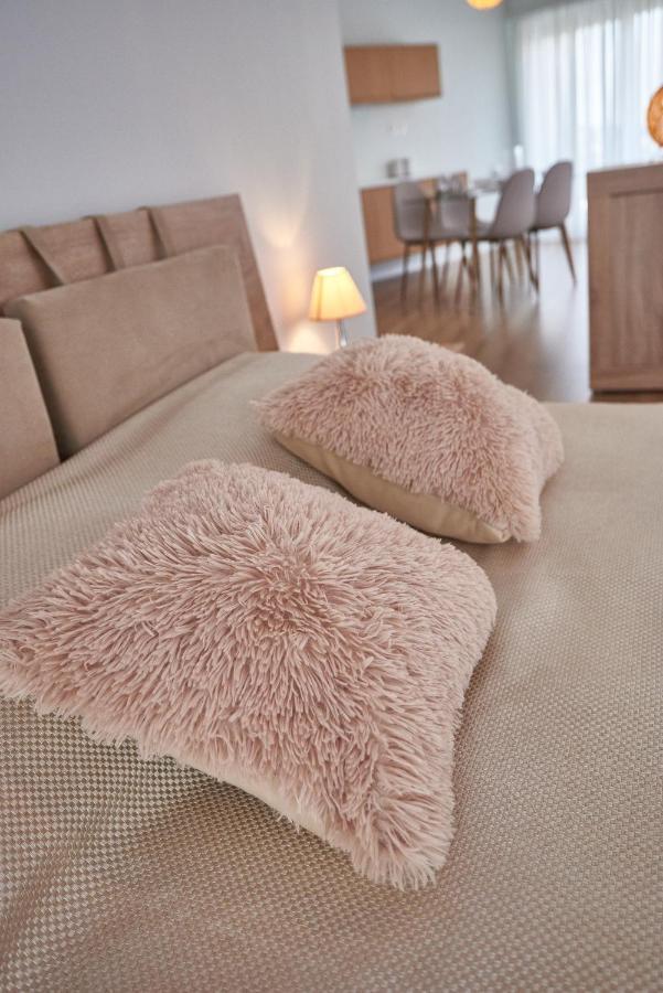 The El Greco Spirit Meets The Athenian Luxury Apt1 Экстерьер фото