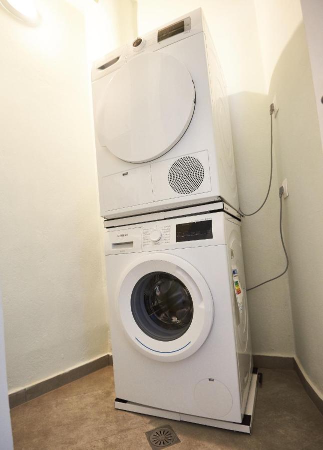 The El Greco Spirit Meets The Athenian Luxury Apt1 Экстерьер фото